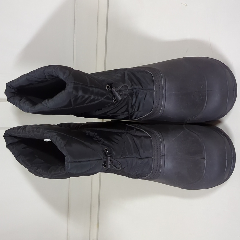 Time and Tru Black Rubber Snow Boots - Never Worn